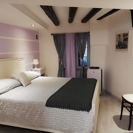 Palazzo Sant'Elia Hotel Калтаджироне Екстериор снимка