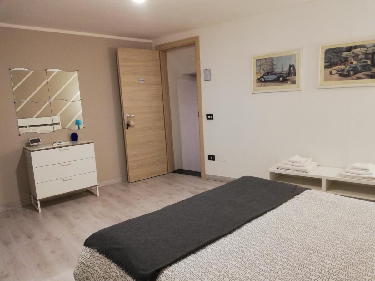 Palazzo Sant'Elia Hotel Калтаджироне Екстериор снимка
